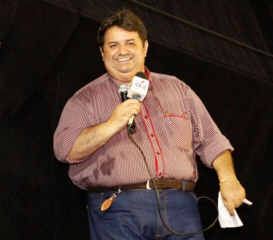 Luto: Márcio Costa marcou época na &quot;Era de Ouro&quot; do rádio FM em Fernandópolis