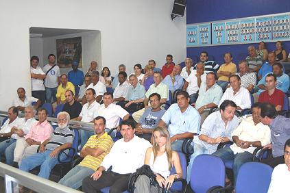 Foi surpreendente o número de pessoas que compareceram a Câmara MunicipalZildo Silva