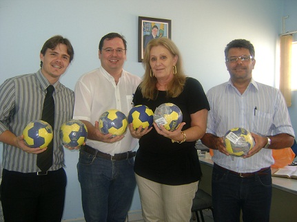 Secretária Cacilda com os rotarianos Guilherme Girotto, Admar F. Leal e Ademir Cruvinel