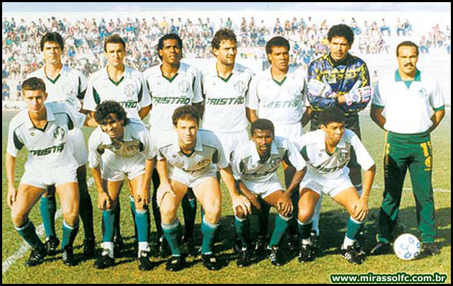 Time do Mirassol em 1992. O primeiro agachado, da direita para a esquerda, é o atual treinadorSite Oficial