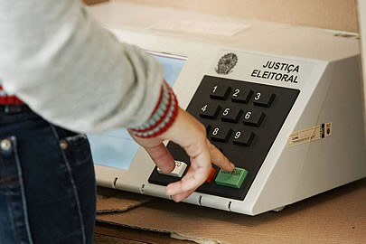 Eleições acontecerão em 13 municípios brasileiros