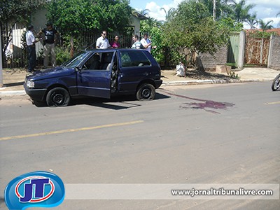 Rambinho desceu do carro, trocou tiros com a PM e morreu (Fonte: Jornal Tribuna Livre On Line)