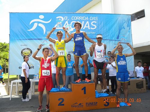 Guanabara (de amarelo) ficou em segundo lugar na corrida (Foto: Arquivo pessoal)