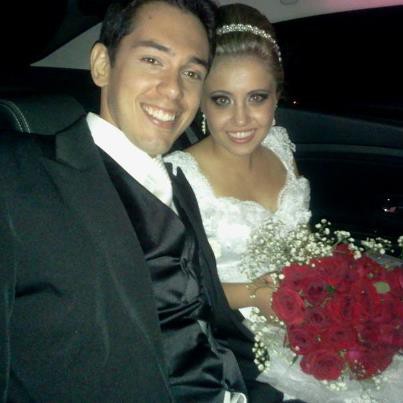 Os advogados Arthur e Fernanda se casaram no último sábado em Paranaiba. Ele é cassilandense filho do casal Edson (Cláudia) Beretta.
