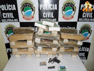 Dois aparecidenses são presos por tráfico de drogas em Selvíria  