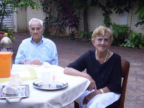 Pioneiros de Cassilândia: o saudoso Zico Pereira e sua esposa IIzaura (postado por Carlos Pinho)