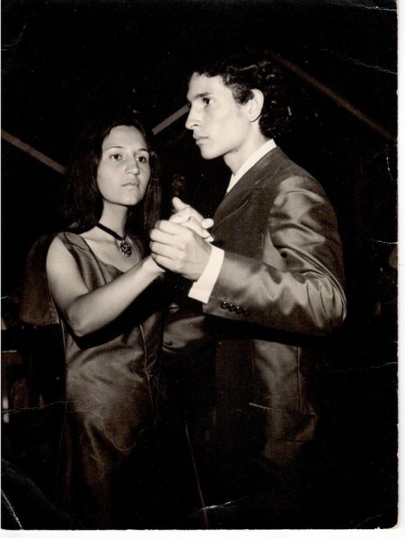 André Luiz de Assis conta:  Luiza Helena de Moraes e Waldir Cotrim, 1970, formatura de 8ª série