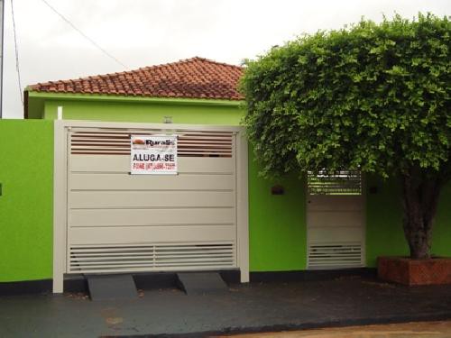 Ruralis: Casa com 2 quartos e 1 suíte está sendo locada por R$1000
