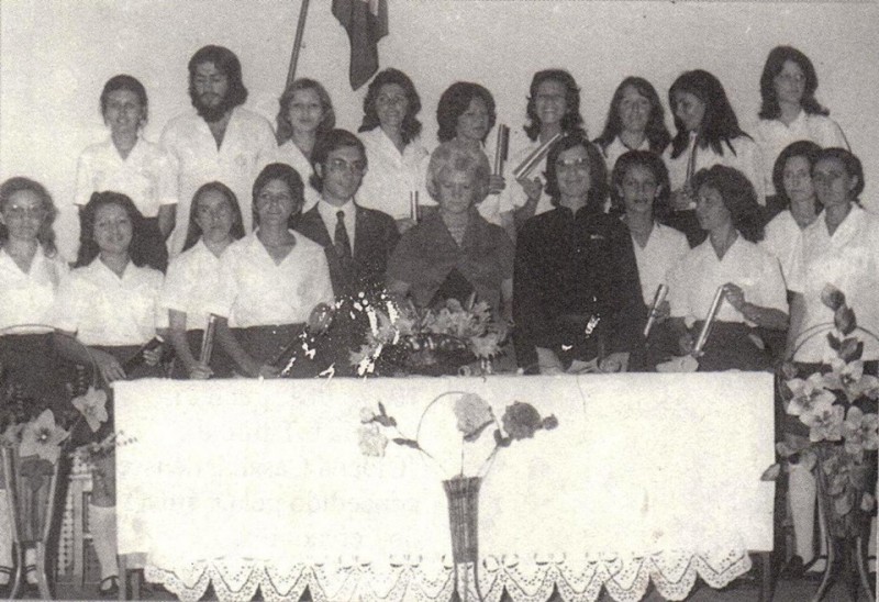 Foto memória: Turma da Escola Normal de Cassilândia na década de 70