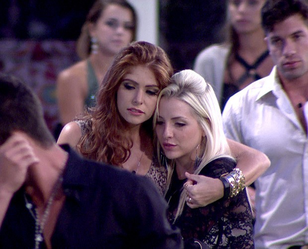 Amanda deixa a casa ( Foto TV Globo)