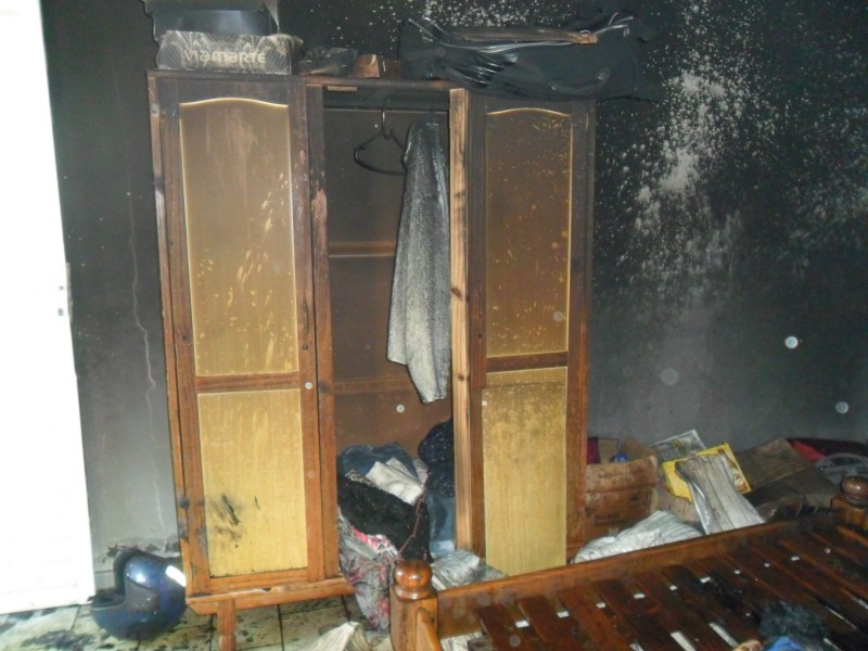 Fotogaleria: imagens da kitnet após pegar fogo em Cassilândia