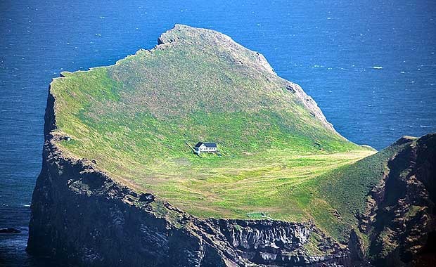 A casa mais isolada do mundo. (Foto: Chris Zielecki/Flickr)