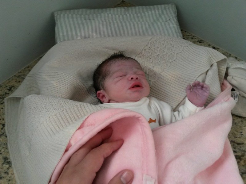 Nasceu hoje, Gabriela, filha do casal Thaís Zambom-Talles Batista. Parabéns.