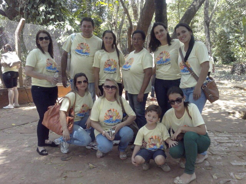 Em parceria com o Conviver, equipe Creas de Cassilândia realiza passeio em zoológico de São José do Rio Preto. Contou também com apoio dos enfermeiros para atendimento ao público.