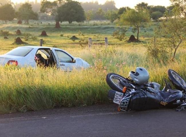 Motociclista morre ao ser arremessado a 10 metros em acidente na BR-060