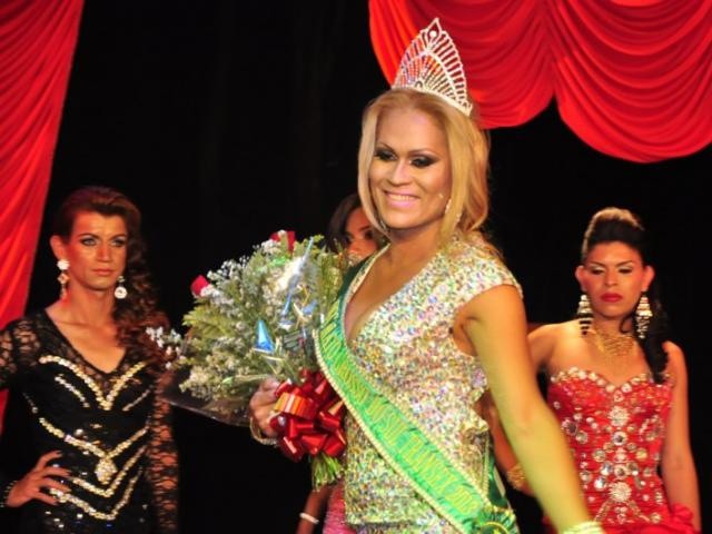Paulinha em 2013, quando foi eleita Miss Mato Grosso do Sul Transex. (Foto: Arquivo/João Garrigó)
