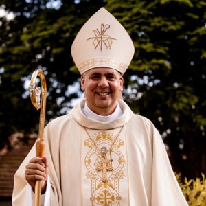 Bispo confirma visita à Cassilândia