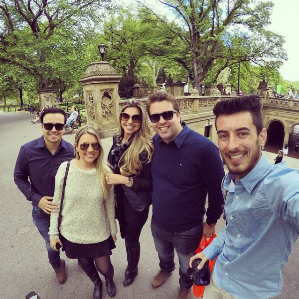 No Central Park, em Nova York: Mauricio Paulino, Tiago, Helo, Renan e Gisa. Foto do Facebook