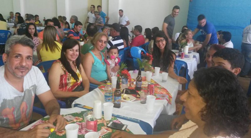 Ontem, a Loja Maçônica Recanto da Fraternidade promoveu a sua tradicional feijoada.Foto do Facebook de Jan Nunes