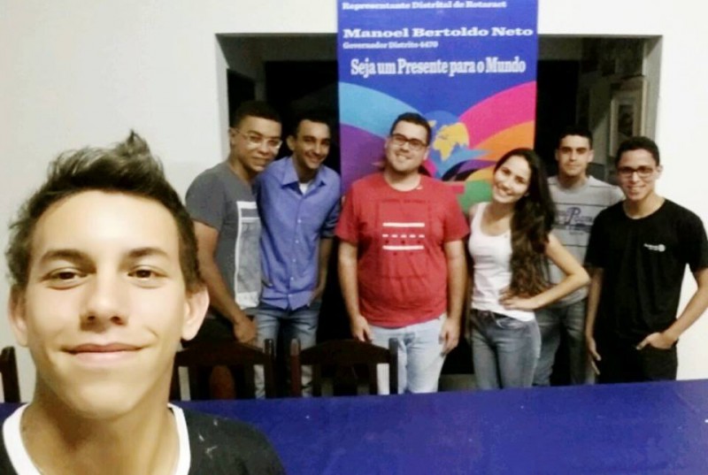 O Rotaract Club de Cassilândia recebeu ontem o representante Distrital, Marlon Freschi. Foto do Facebook do presidente  Fernando Castro Ribeiro