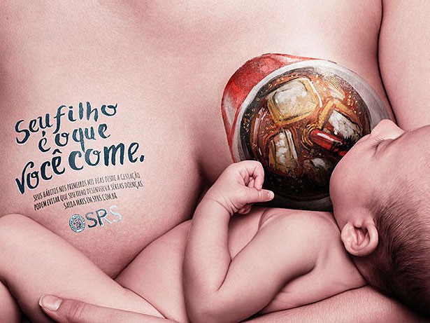 Sociedade de Pediatria 'choca' com imagens de campanha sobre aleitamento materno