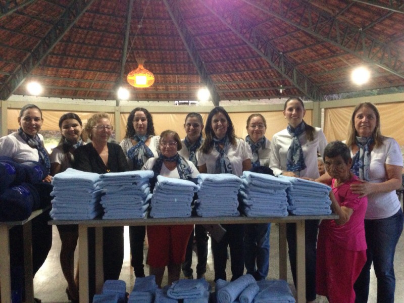 Fotogaleria: Casa da Amizade entrega kits para o Lar dos Idosos