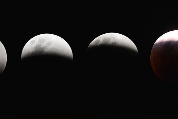 Coincidência que só ocorre uma vez a cada 30 anos, a superlua e o eclipse lunar total foram vistos no céu de alguns paísesMarcello Casal Jr/Agência Brasil