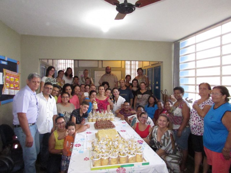A Escola Estadual São José comemorou o Dia do Professor e do Funcionário Público. Foto do Facebook