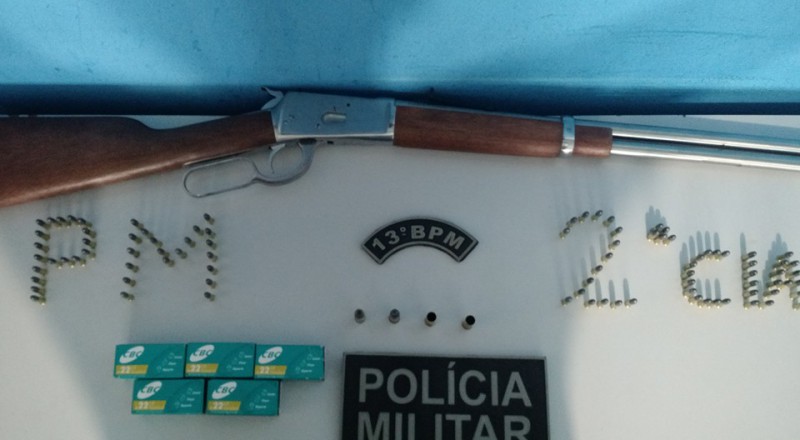 A Polícia Militar de Cassilândia apreendeu hoje arma e munições. Não foi informado o nome do portador. Foto: PM