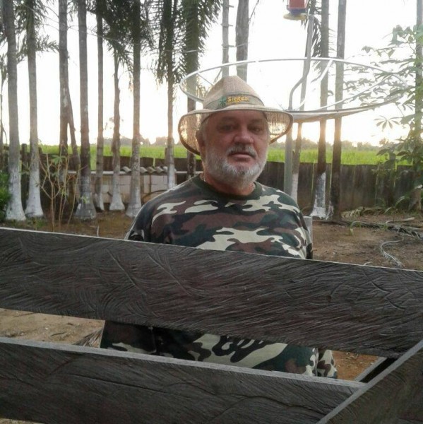 Lauro Preis, ex-presidente da Câmara Municipal de Cassilândia, em sua propriedade no Pará, de onde saiu na madrugada de hoje para o velório de sua mãe.