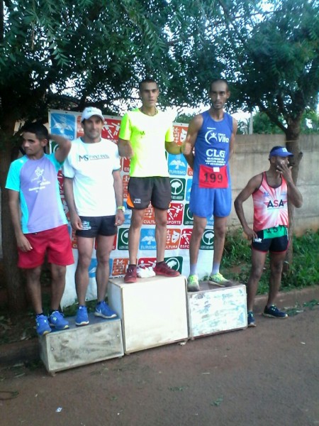 Willian, de Jatai foi o campeão da Corrida do Vale. Josimar e Eder, respectivamentes, segundo e terceiro lugares.