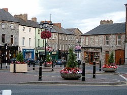 Navan (An Uaimh em irlandês) é uma cidade do condado de Meath na República da Irlanda.- Por  Wikipédia