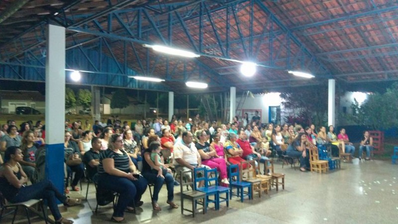 A Escola Municipal Antonio Paulino promoveu ontem a  Festa da Família - Foto Dentinho