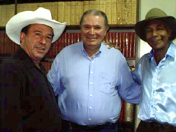 Deputado Luizinho com Dom Miguel e Noel CarlosBruna Girotto