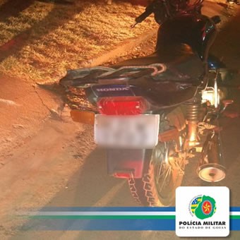 PMGO recupera moto roubada em Trindade-GO   