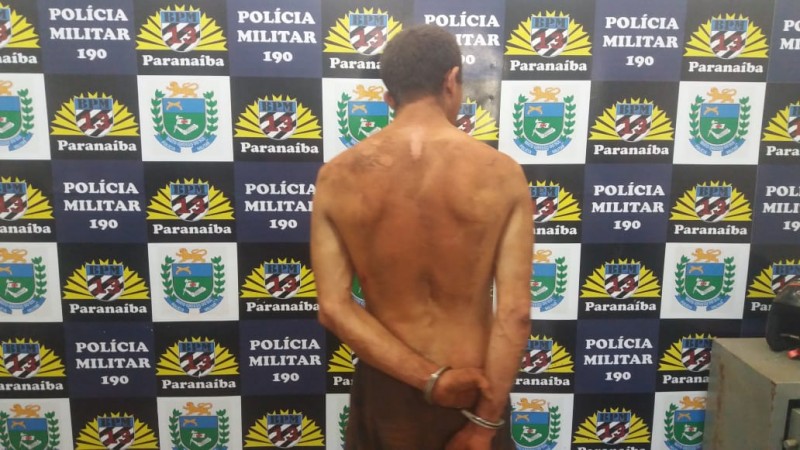 PM prende quatro pessoas por violência doméstica em Paranaíba