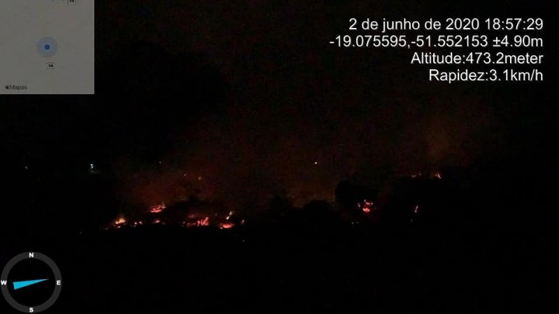 Fotogaleria: mais fotos sobre o fogo colocado no lixão da cidade de Itajá/GO