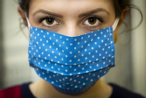 Vigilância Sanitária orienta sobre descarte correto de máscaras