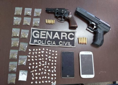 Homem é preso em flagrante com drogas e arma em Aparecida de Goiânia