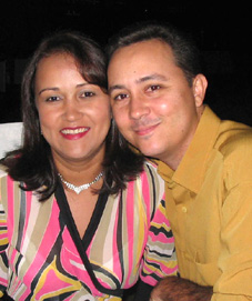 Linauer Cardoso Queiroz e a esposa Leuseni AparecidaGenivaldo Nogueira