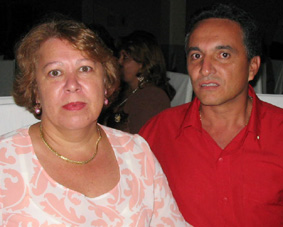 Marivaldo Costa Riobeiro e esposaGenivaldo Nogueira