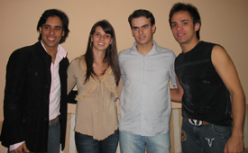 Aline com namorado Stênio, ao lado da dupla Guilherme & SantiagoGenivaldo Nogueira
