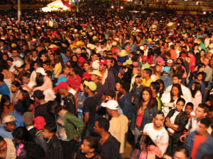 Milhares de pessoas assistiram ao show do Grupo Tradição, em CassilândiaGenivaldo Nogueira