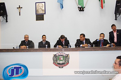 A nova mesa da Câmara Municipal de Paranaiba