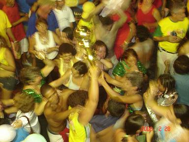 Comemoração da campeã popular do CassiFolia 2006 - Integração AlegriaBruna Girotto