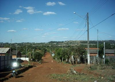 Foto tirada do Jd. Minas Gerais. No fundo, Vila Izanópolis.Bruna Girotto