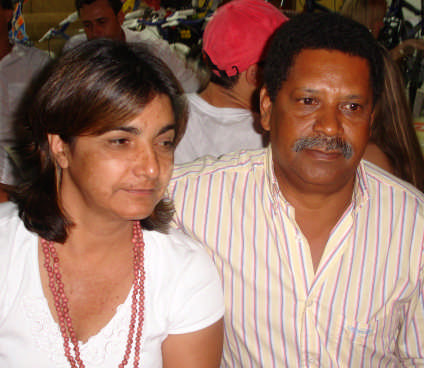 O vereador Ozélio Silva, com a esposa curtindo a festaZildo Silva