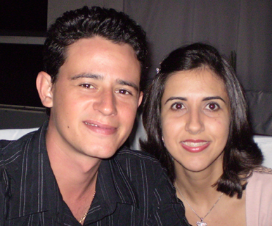 Rodrigo Tablas e a esposa GracielyGenivaldo Nogueira
