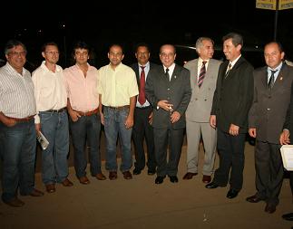 Secretário, vereadores, prefeito e o homenageado da noite, José Ancelmo, em Chapadão do SulDalmo Cúrcio