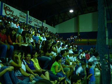 Grande público presente no ginásio de esportes de Cassilândia, para a etapa da Copa MorenaZildo Silva